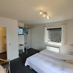 Sdr. Kro&hotel 3*