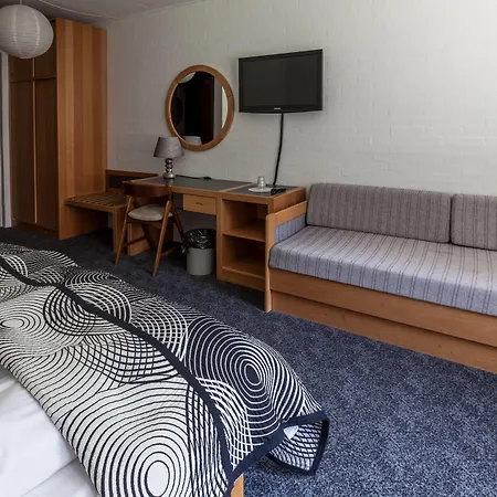 Sdr. & Mini-hôtel 3*